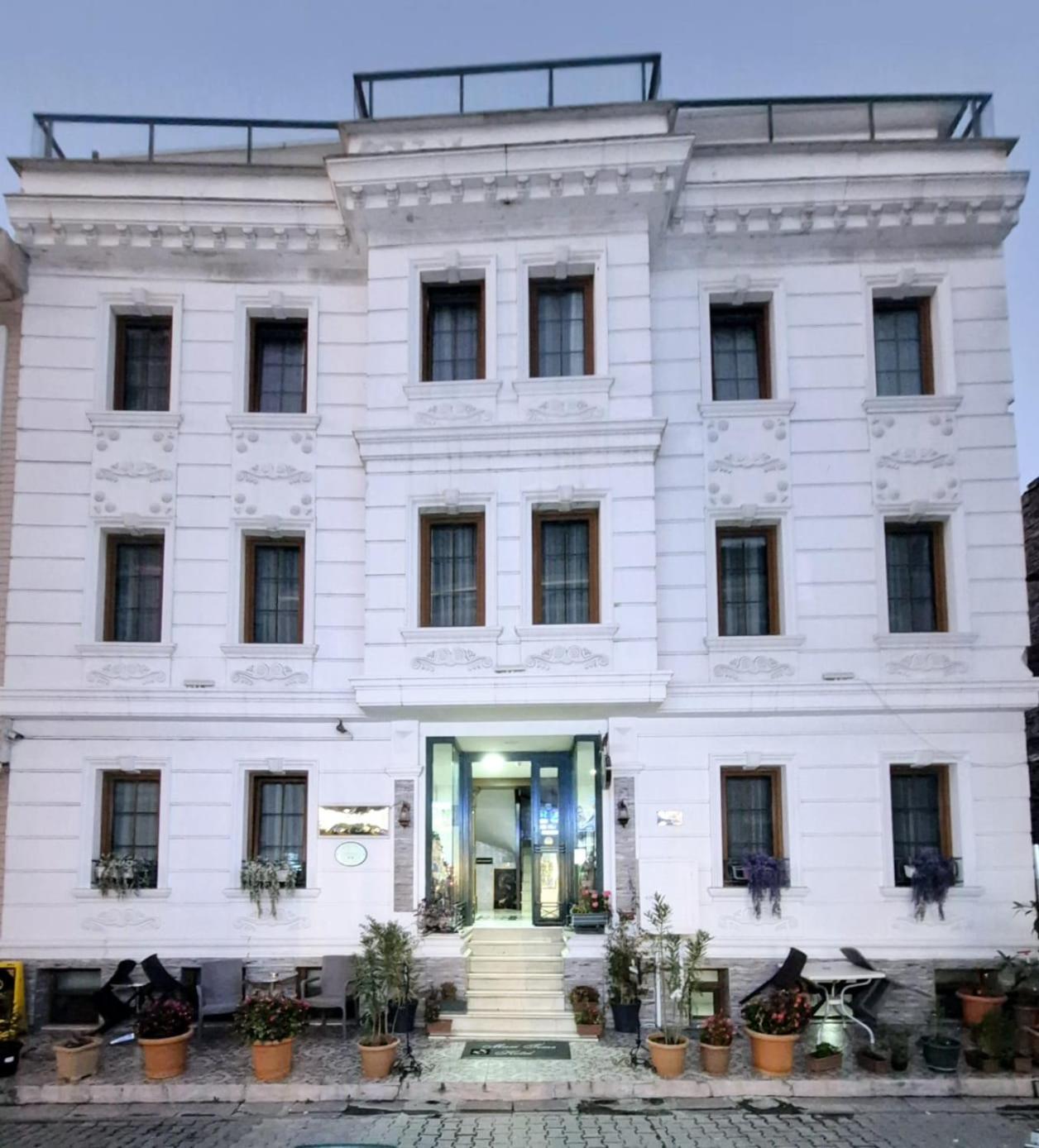 Maritime Boutique Hotel